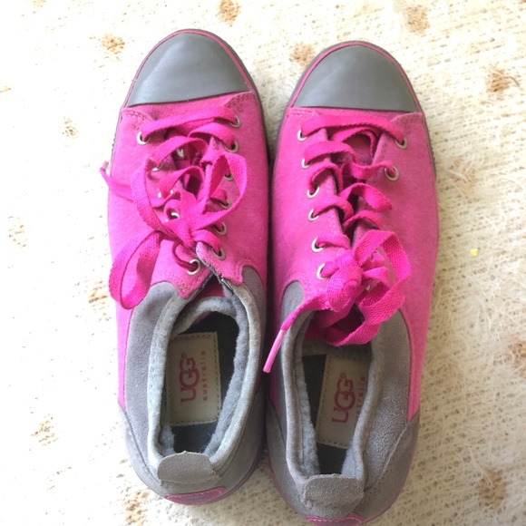 Ugg Australia Shearling Lined Sneakers NEW! - Picture 6 of 7